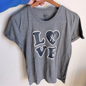 ‘47 New York Yankees love baseball graphic tee ladies cut womens size medium M
